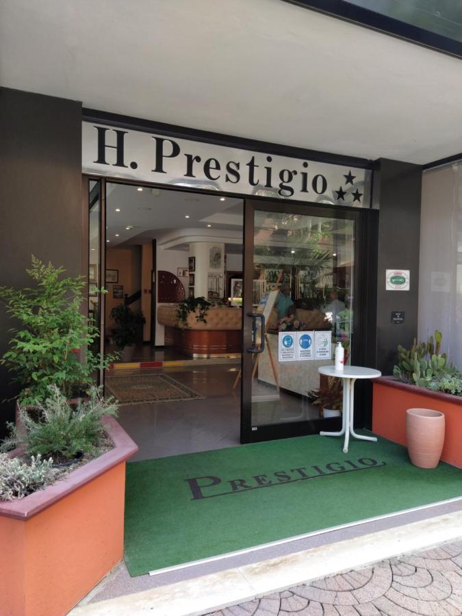 Hotel Prestigio Cesenatico Kültér fotó