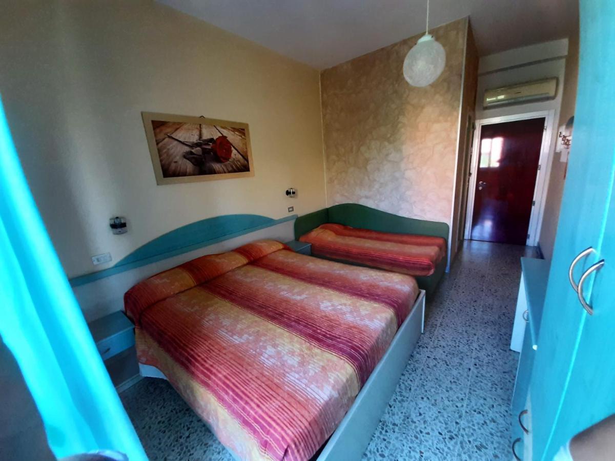 Hotel Prestigio Cesenatico Kültér fotó