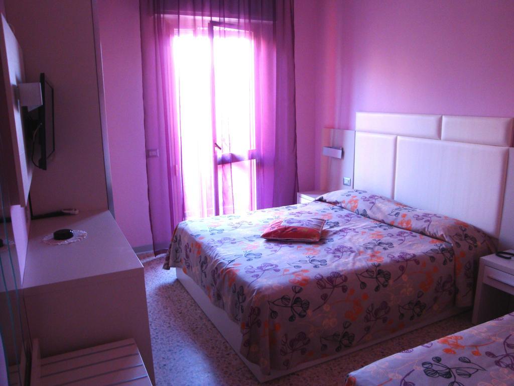 Hotel Prestigio Cesenatico Kültér fotó