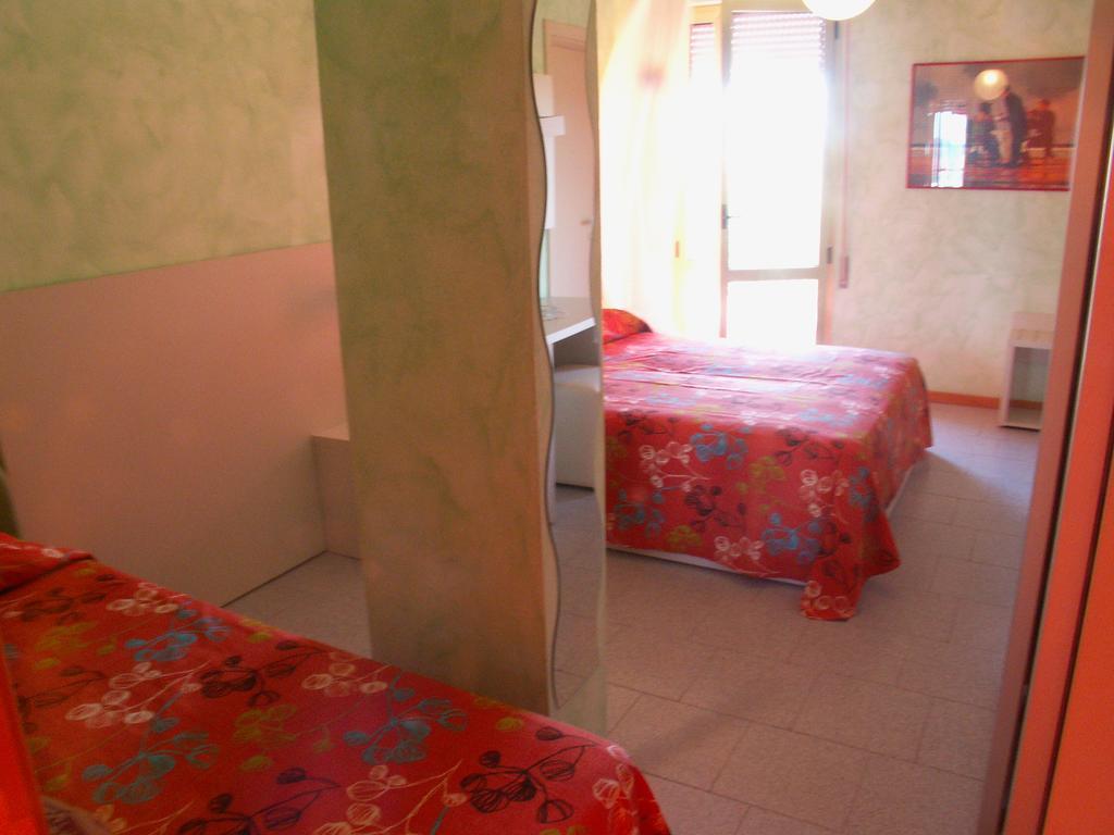 Hotel Prestigio Cesenatico Kültér fotó